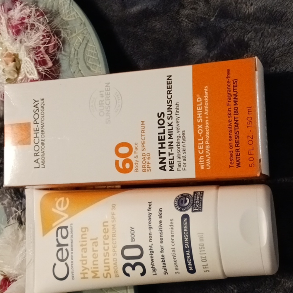 Sunscreen bundle - Picture 2 of 4